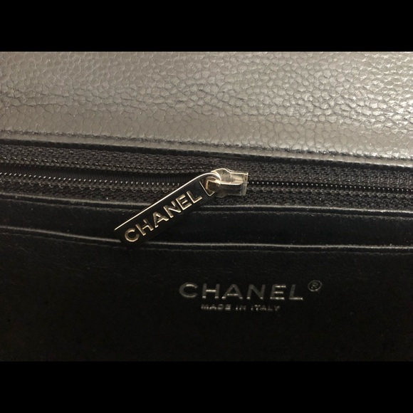 ❤️SOLD❤️ Chanel Rectangular Mini Flap Black caviar with SHW - Picture 10 of 16